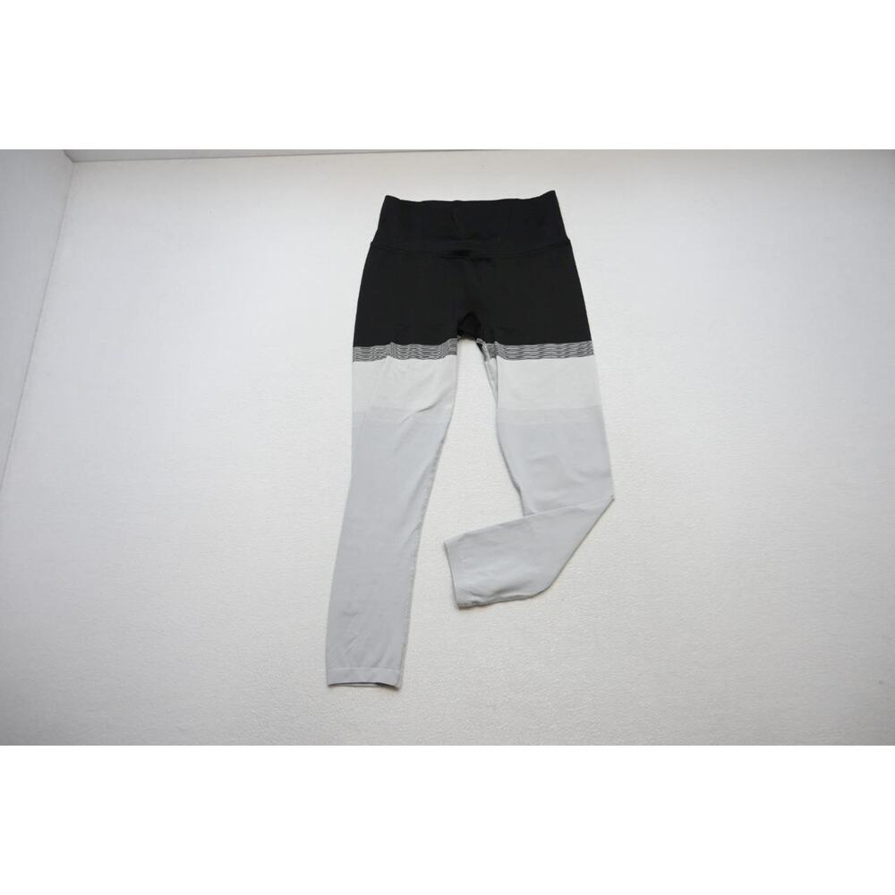 Athleta Leggings Compression Capri Pants Gym Work Out Yoga Womens Size Medium